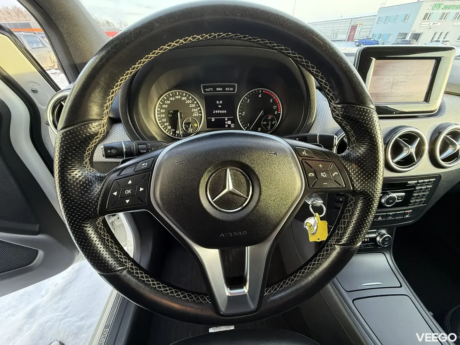 Mercedes-Benz B200 AMG Sportpakett Facelift 1.8 100kW