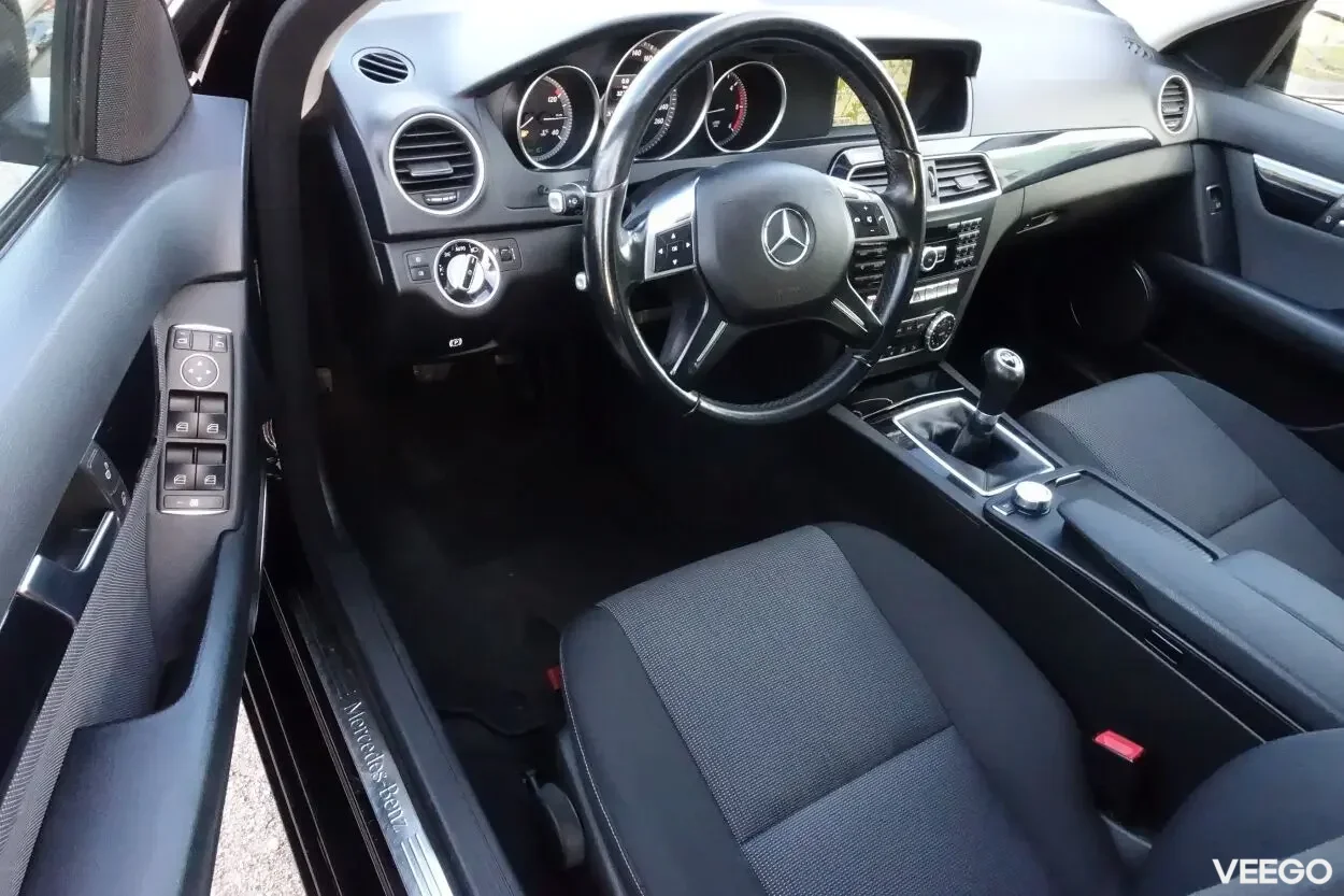 Mercedes-Benz C200 Elegance Facelift EU5 2.1 100kW