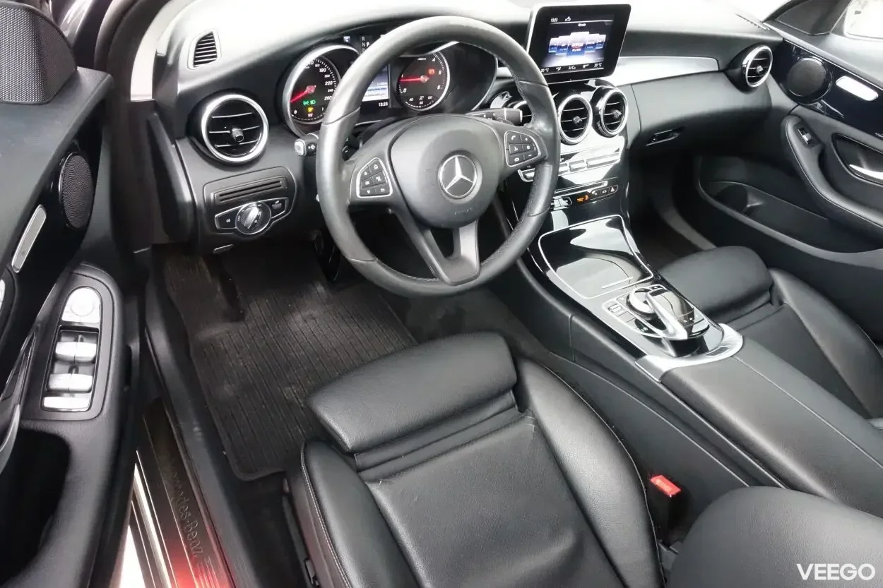 Mercedes-Benz C220 Avantgarde Facelif EU6 2.1 125kW