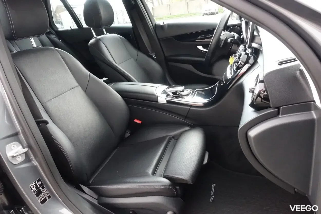 Mercedes-Benz C220 Avantgarde Facelif EU6 2.1 125kW