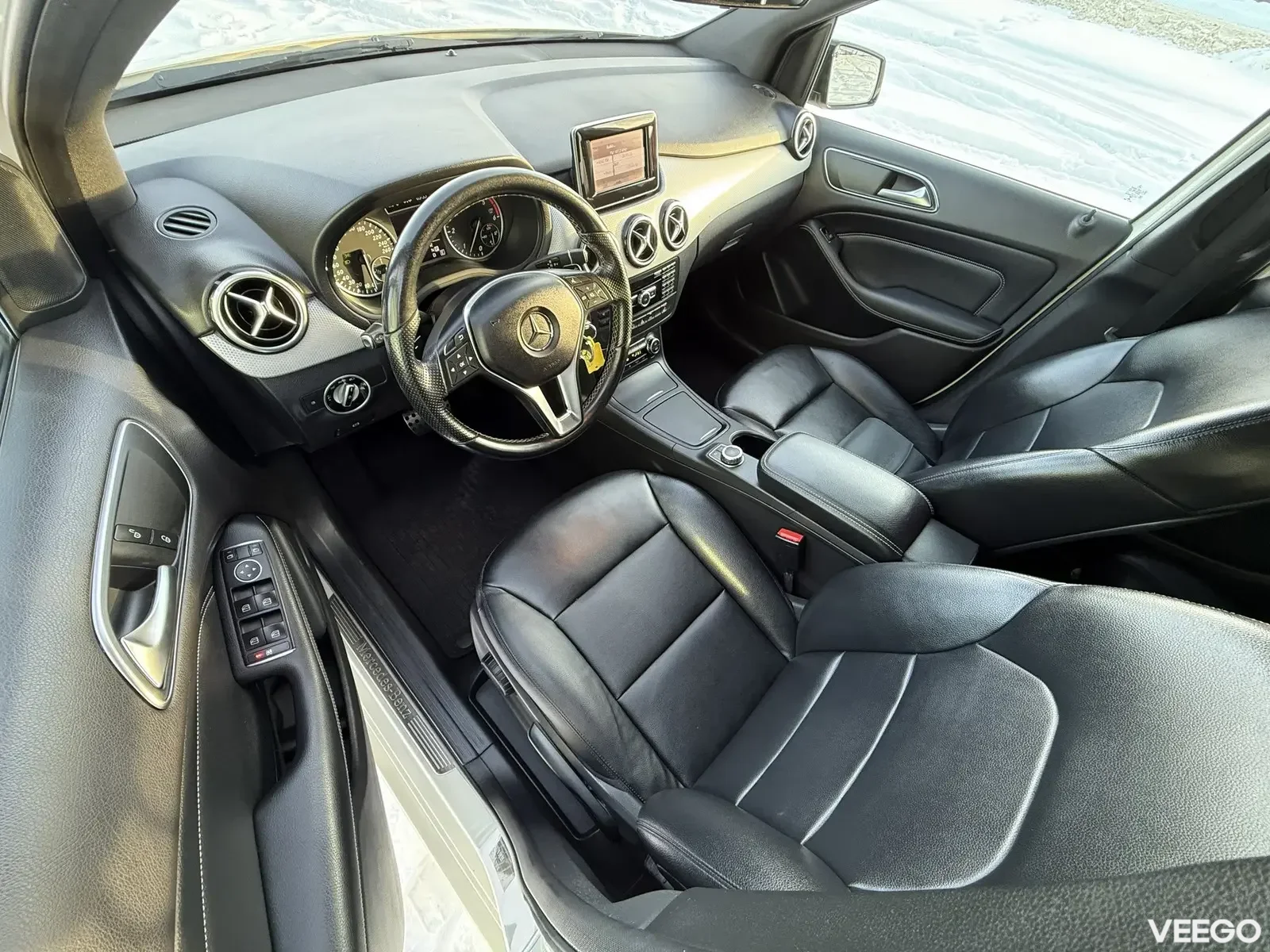 Mercedes-Benz B200 AMG Sportpakett Facelift 1.8 100kW