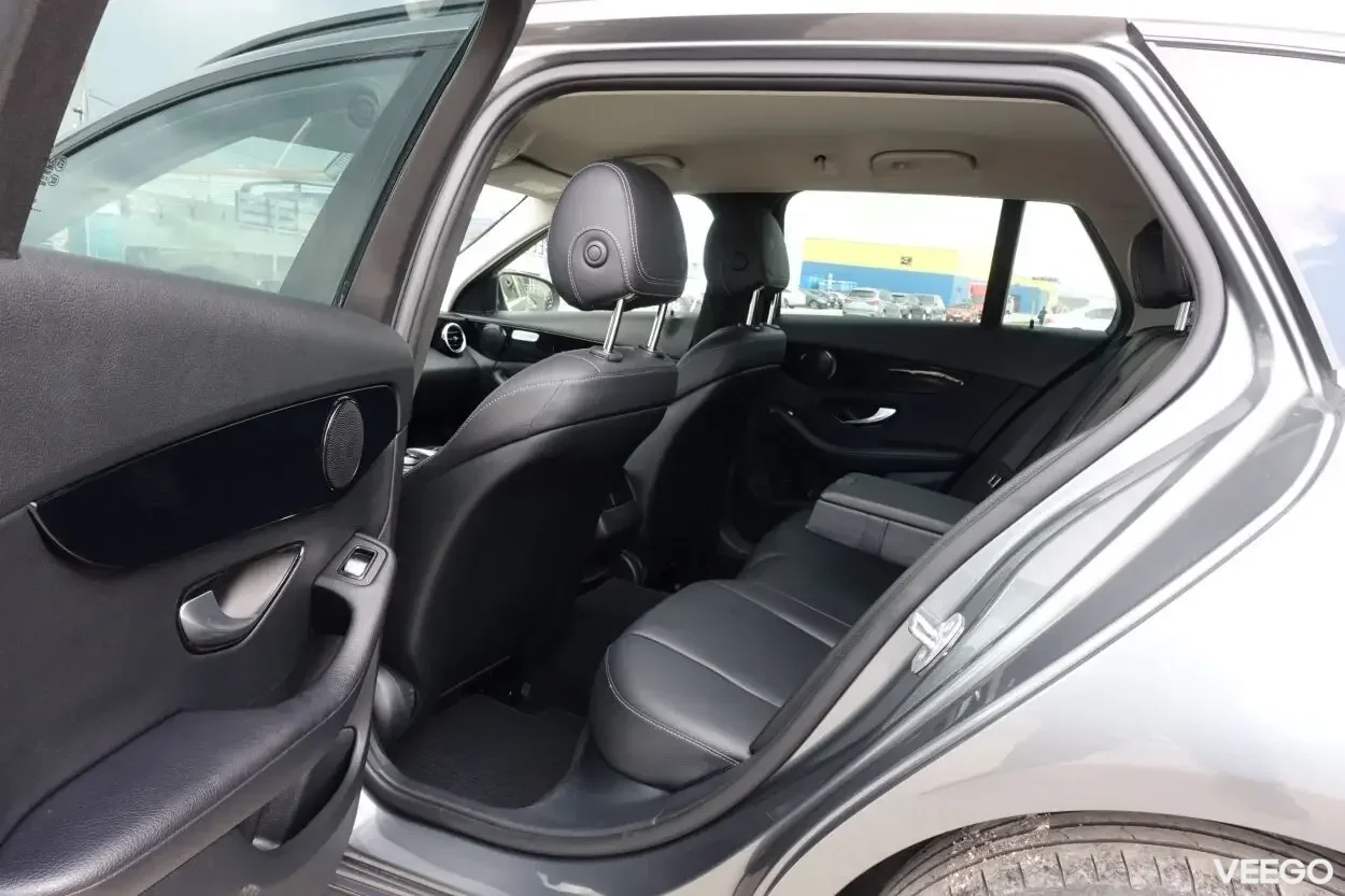 Mercedes-Benz C220 Avantgarde Facelif EU6 2.1 125kW