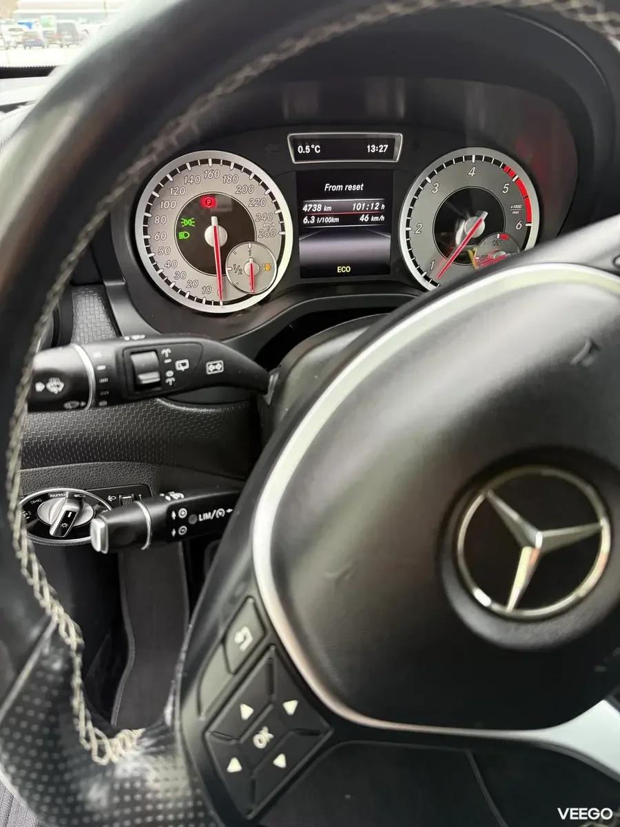 Mercedes-Benz A200 D AMG Sportpakett 2.1 100kW