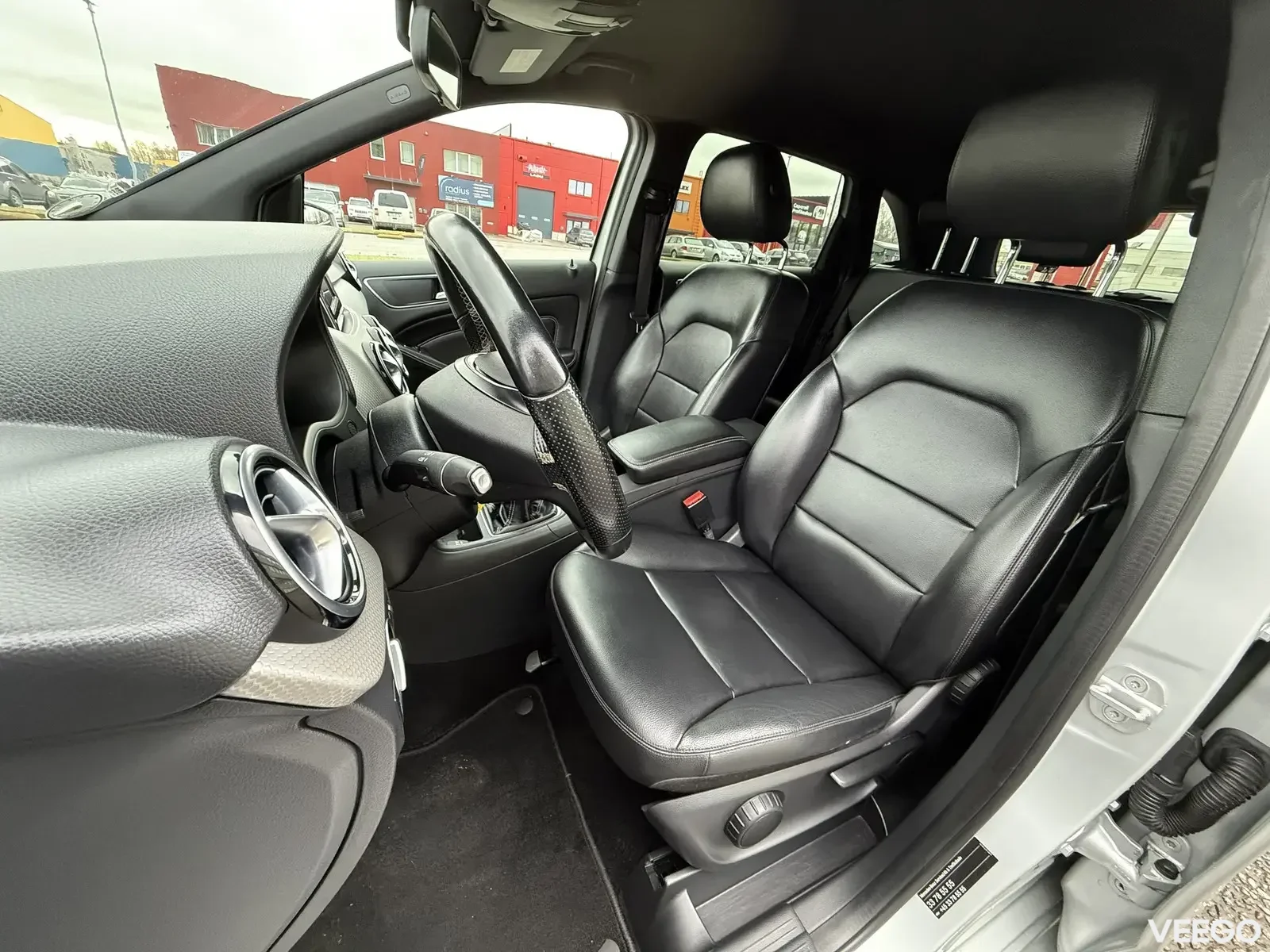 Mercedes-Benz B180 Sportpakett Facelift 1.8 80kW