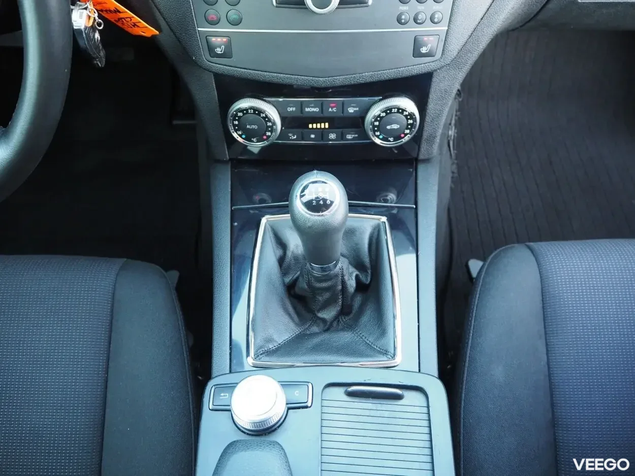 Mercedes-Benz C200 Elegance BlueEfficiency EU5 2.1 100kW