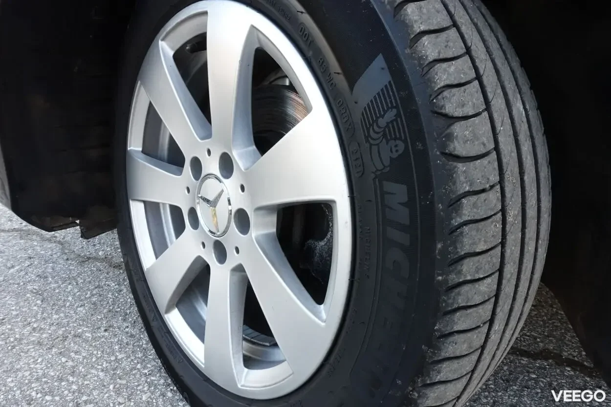 Mercedes-Benz C200 Elegance Facelift EU5 2.1 100kW