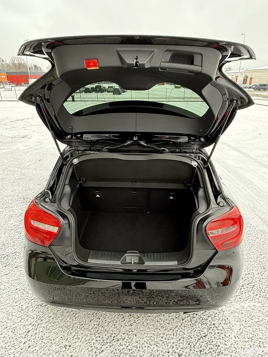 Mercedes-Benz A200 D AMG Sportpakett 2.1 100kW