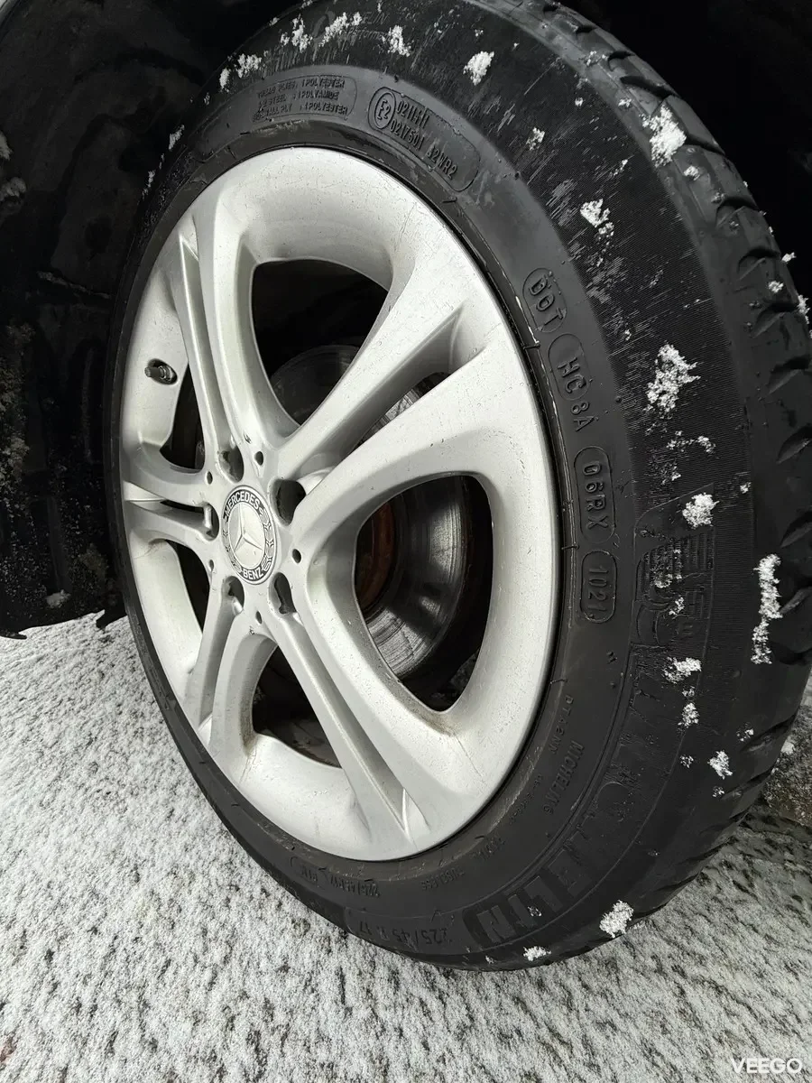 Mercedes-Benz A200 D AMG Sportpakett 2.1 100kW