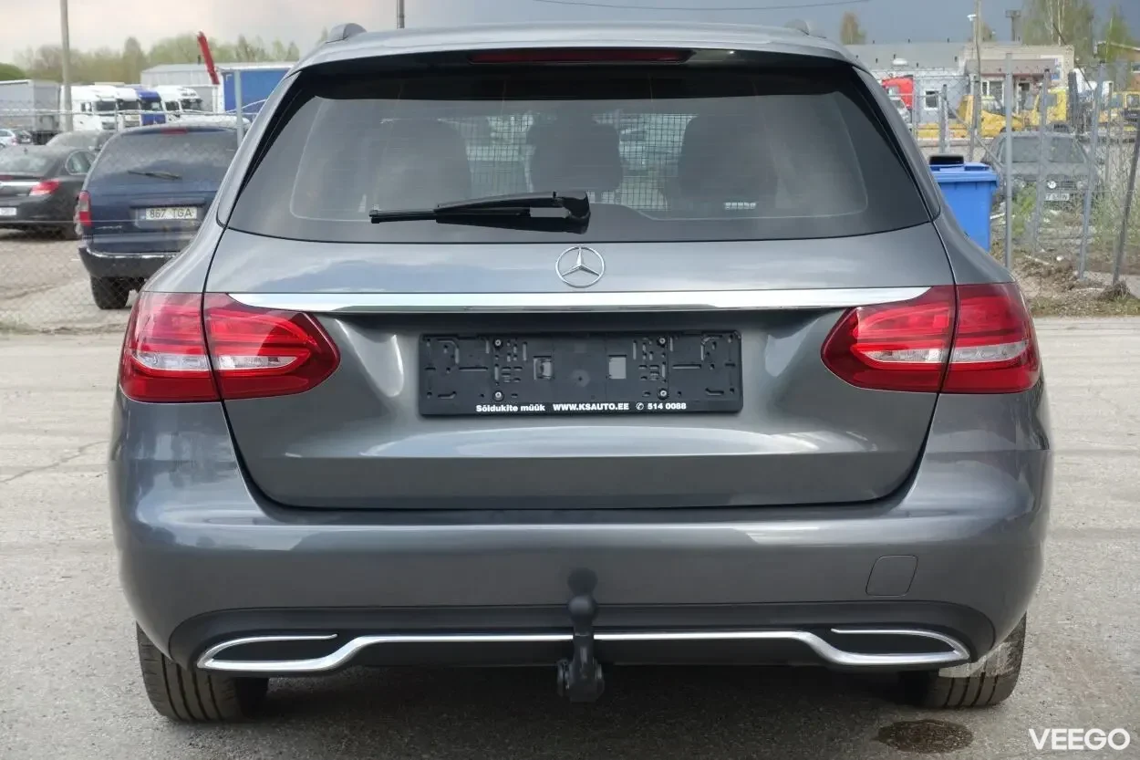 Mercedes-Benz C220 Avantgarde Facelif EU6 2.1 125kW