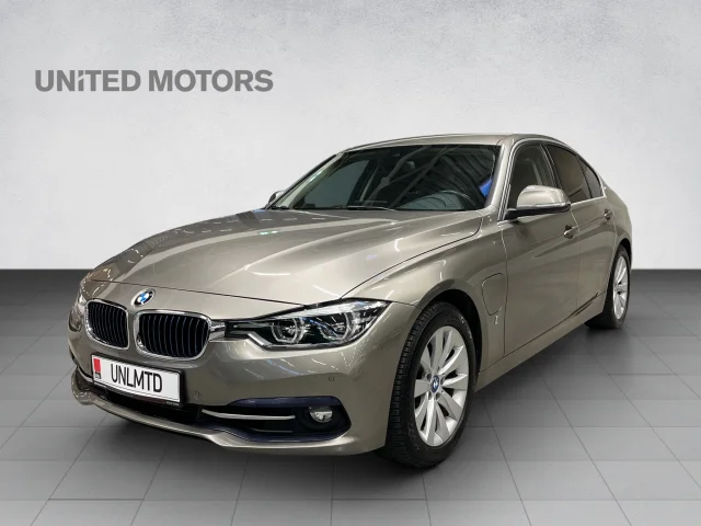 Image of BMW 330 Sport Line 185kW