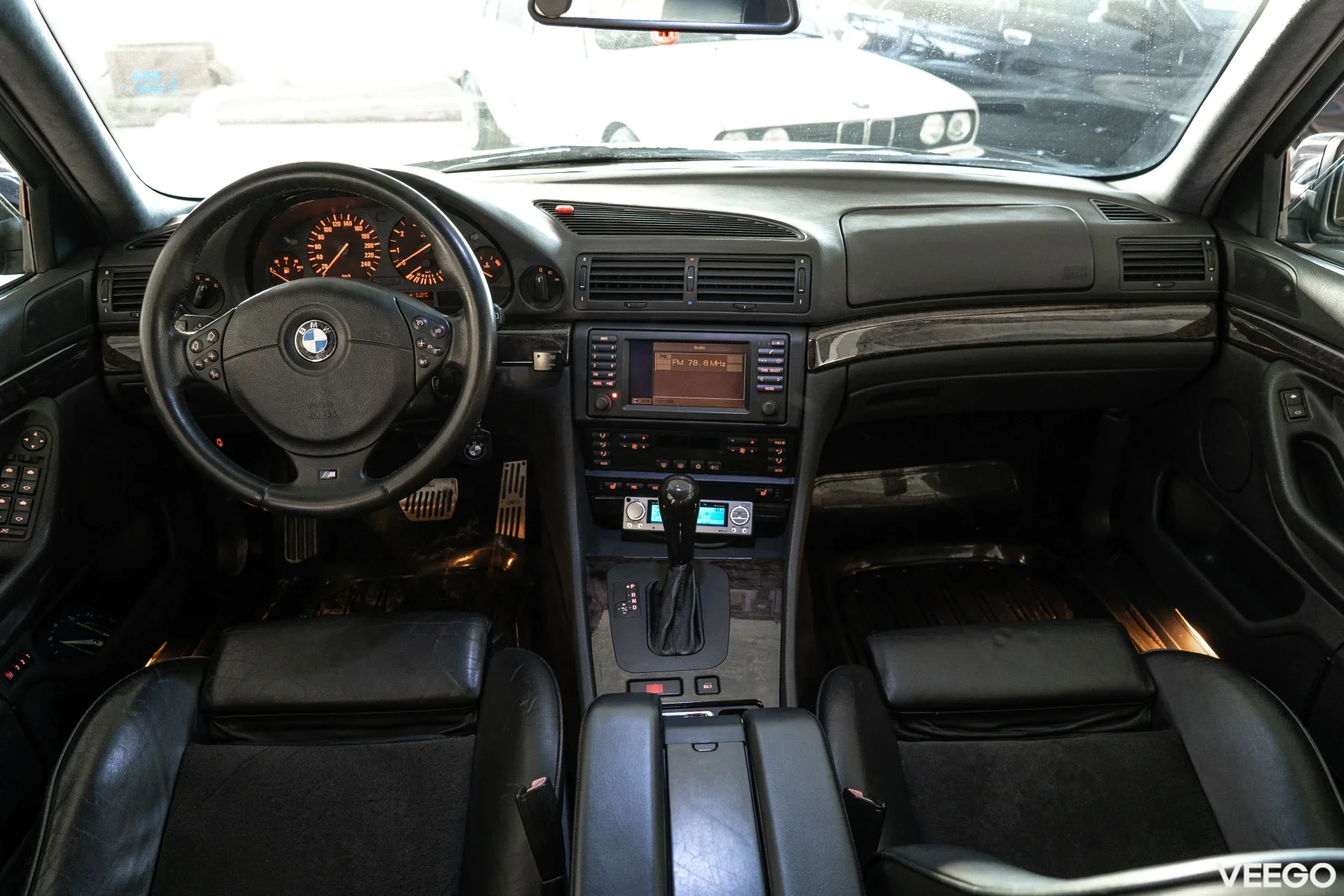 BMW 740 4.4 210kW