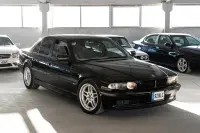 BMW 740 4.4 210kW thumbnail