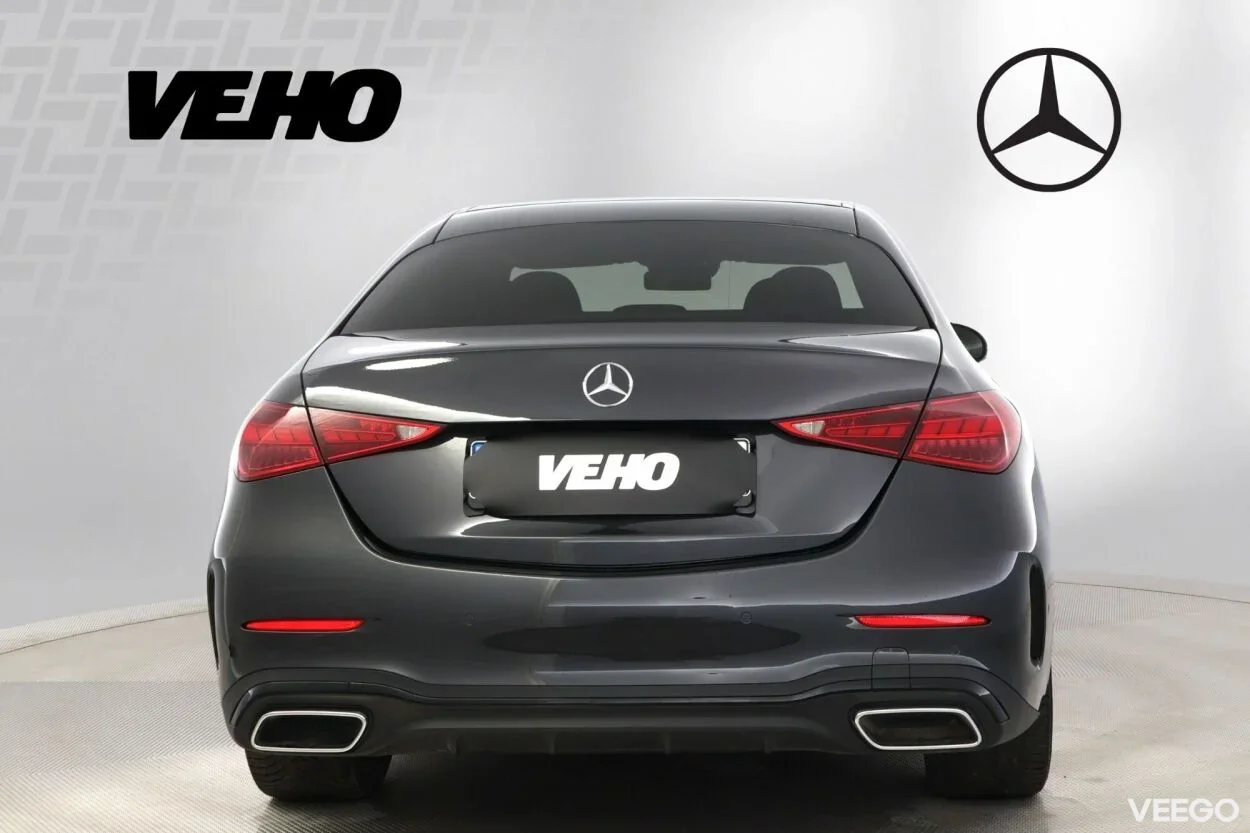 Mercedes-Benz C300 de 4Matic AMG 2 145kW
