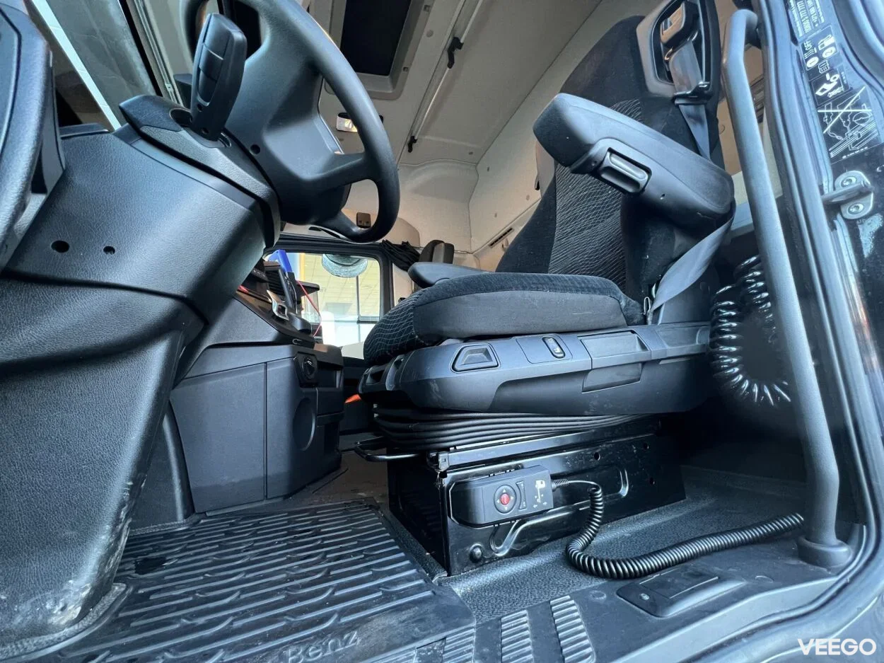 Mercedes-Benz Actros 2651 LS StreamSpace 12.8 375kW