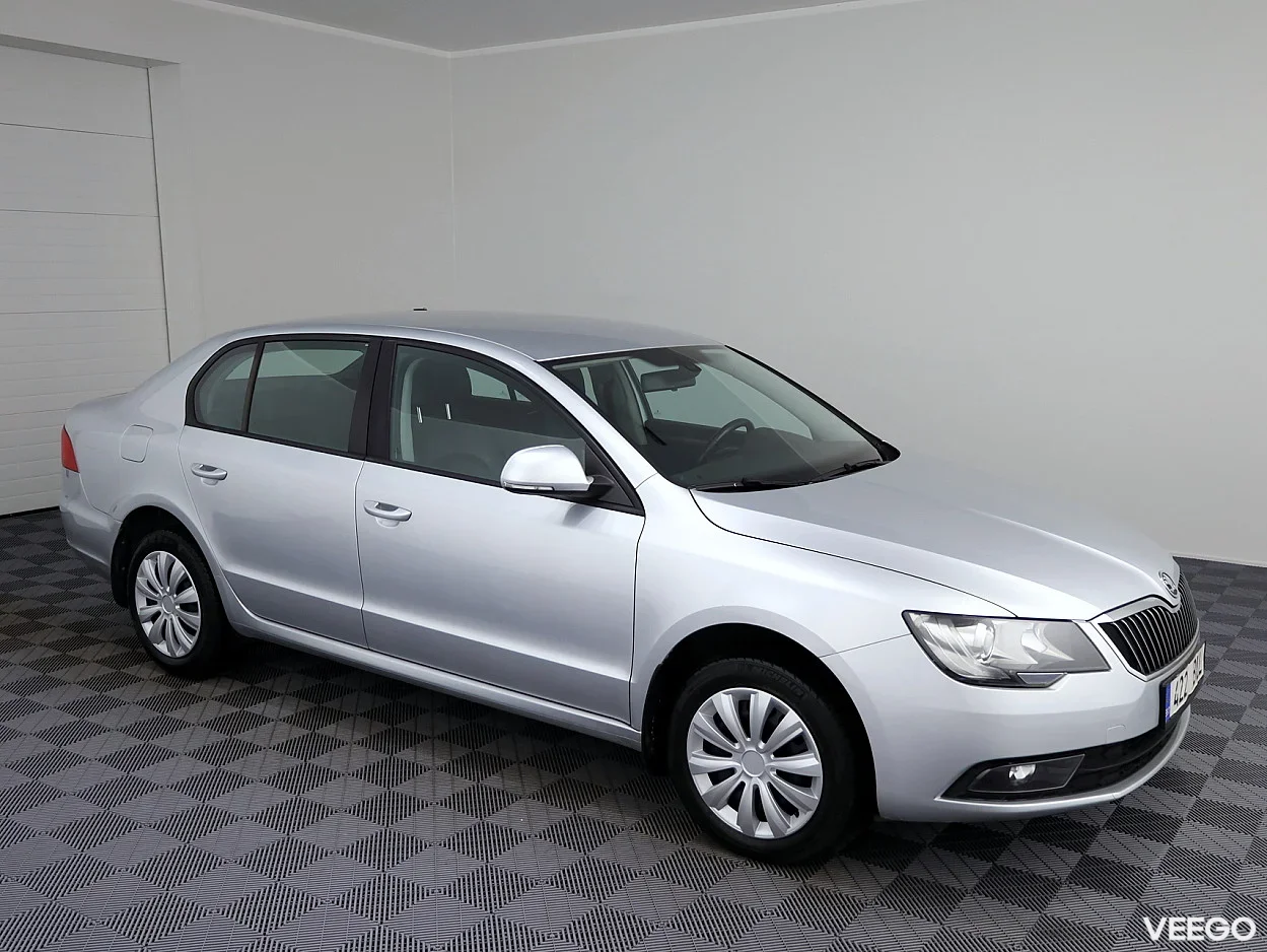 Skoda Superb 1.6 77kW