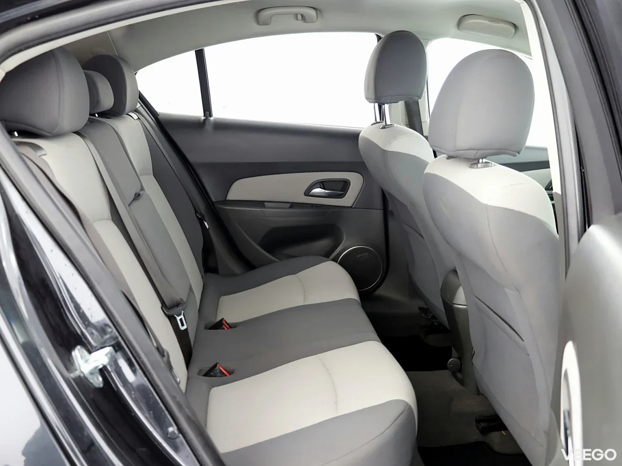 Chevrolet Cruze 1.6 83kW