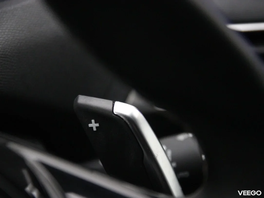 Peugeot 5008 1.5 96kW