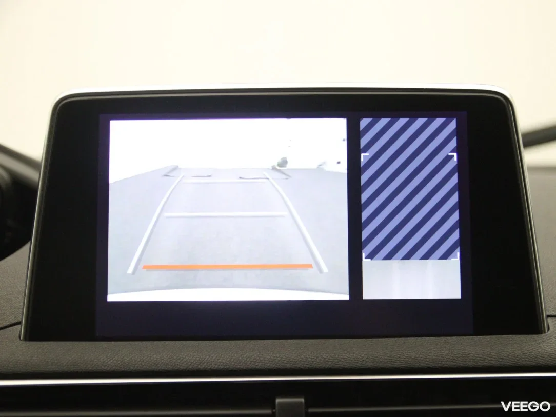 Peugeot 5008 1.2 96kW