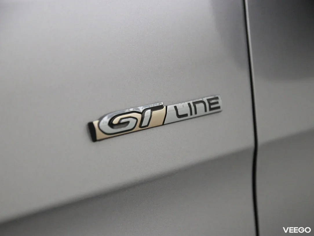 Peugeot 5008 1.2 96kW