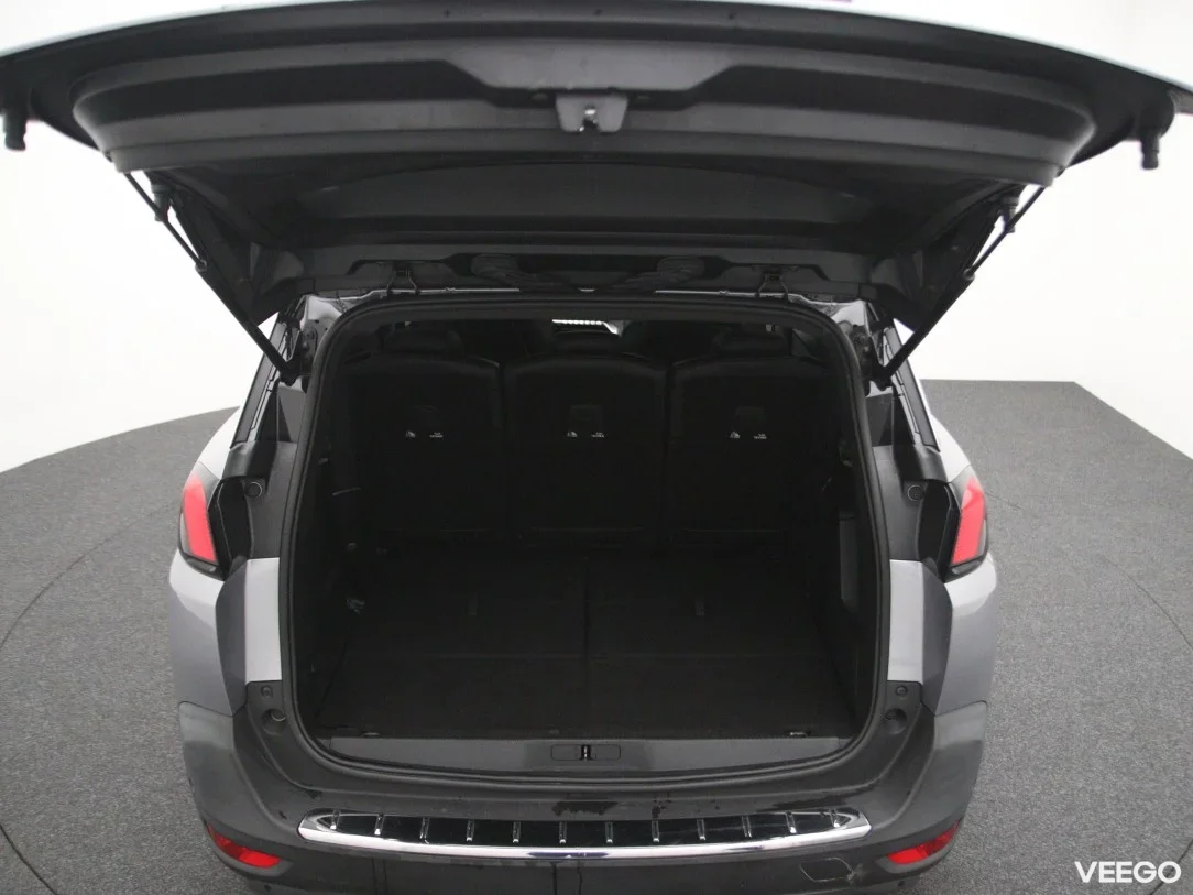 Peugeot 5008 1.2 96kW