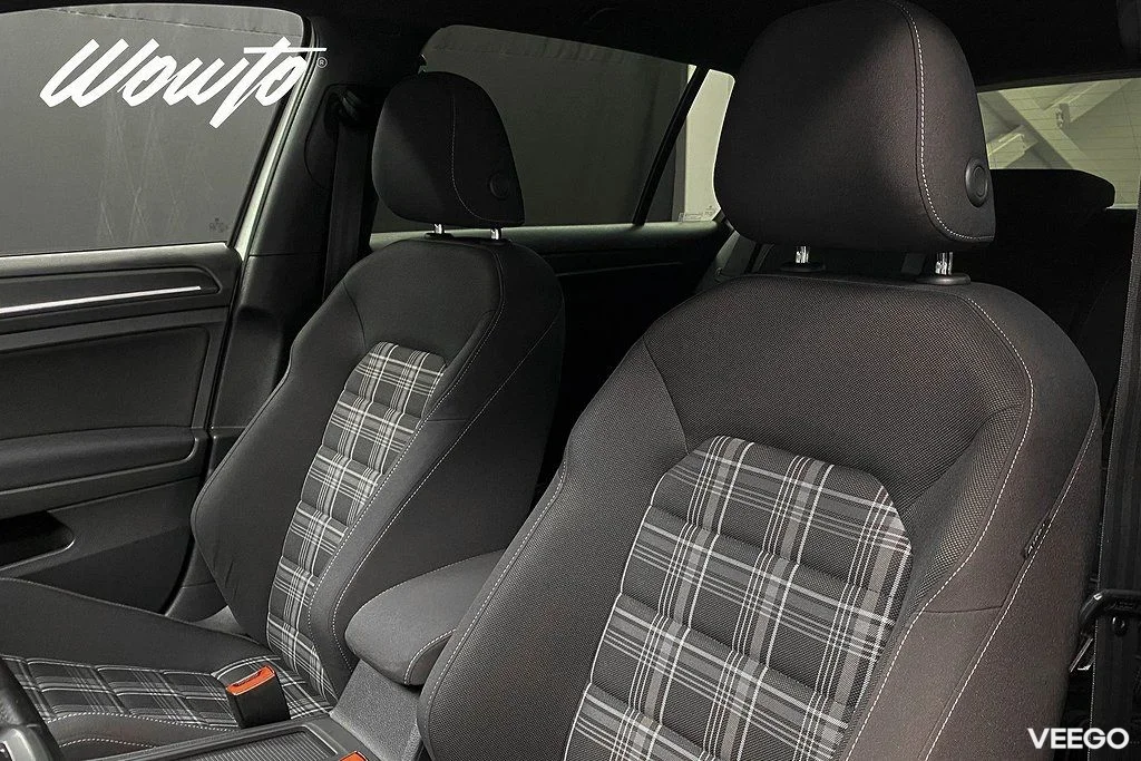 Volkswagen Golf GTD 2.0TDI DSG 184HK /Dynaudio/Cockpit/4.95% 135kW