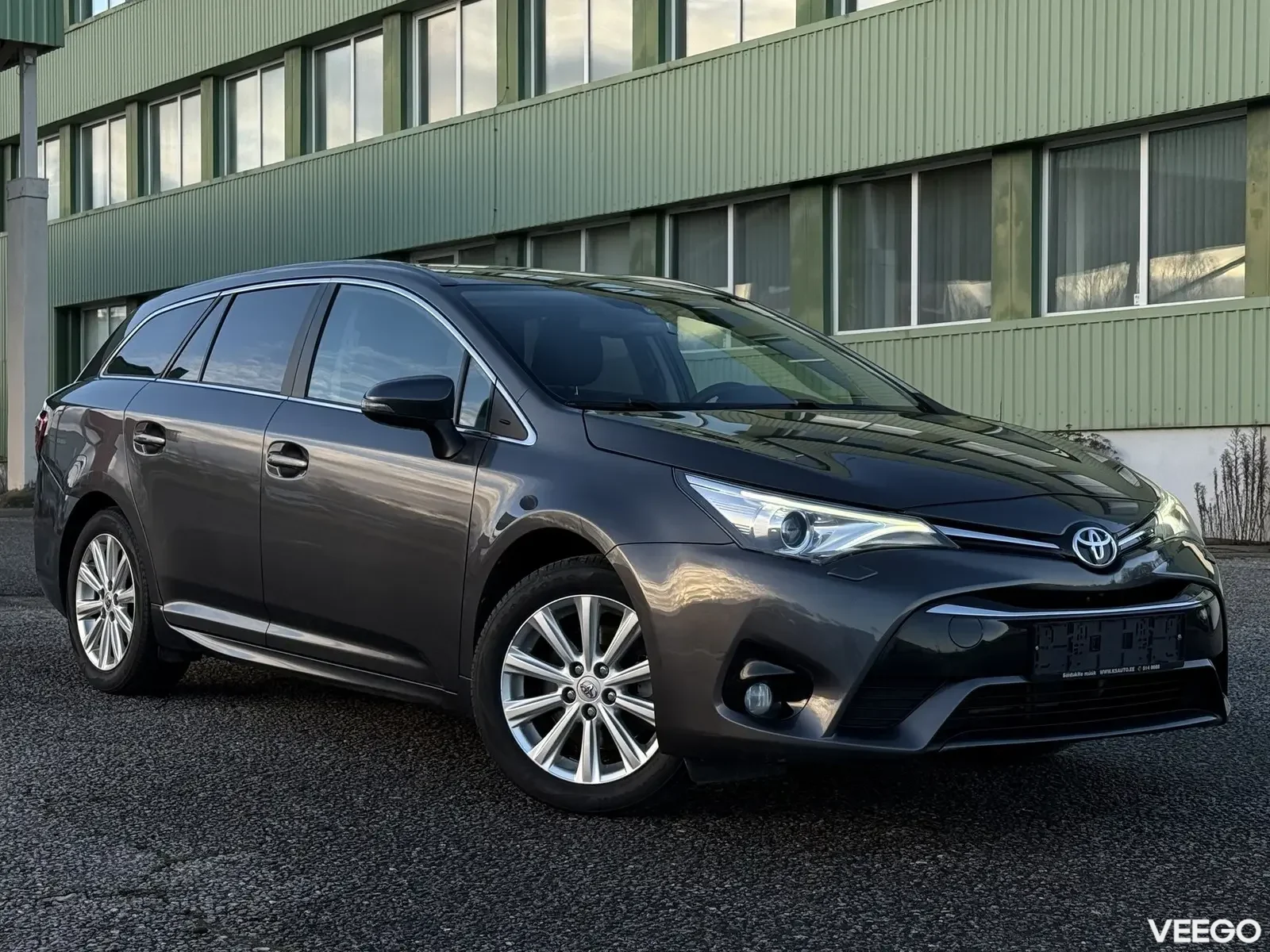 Toyota Avensis Touring Sports Facelift 2 105kW
