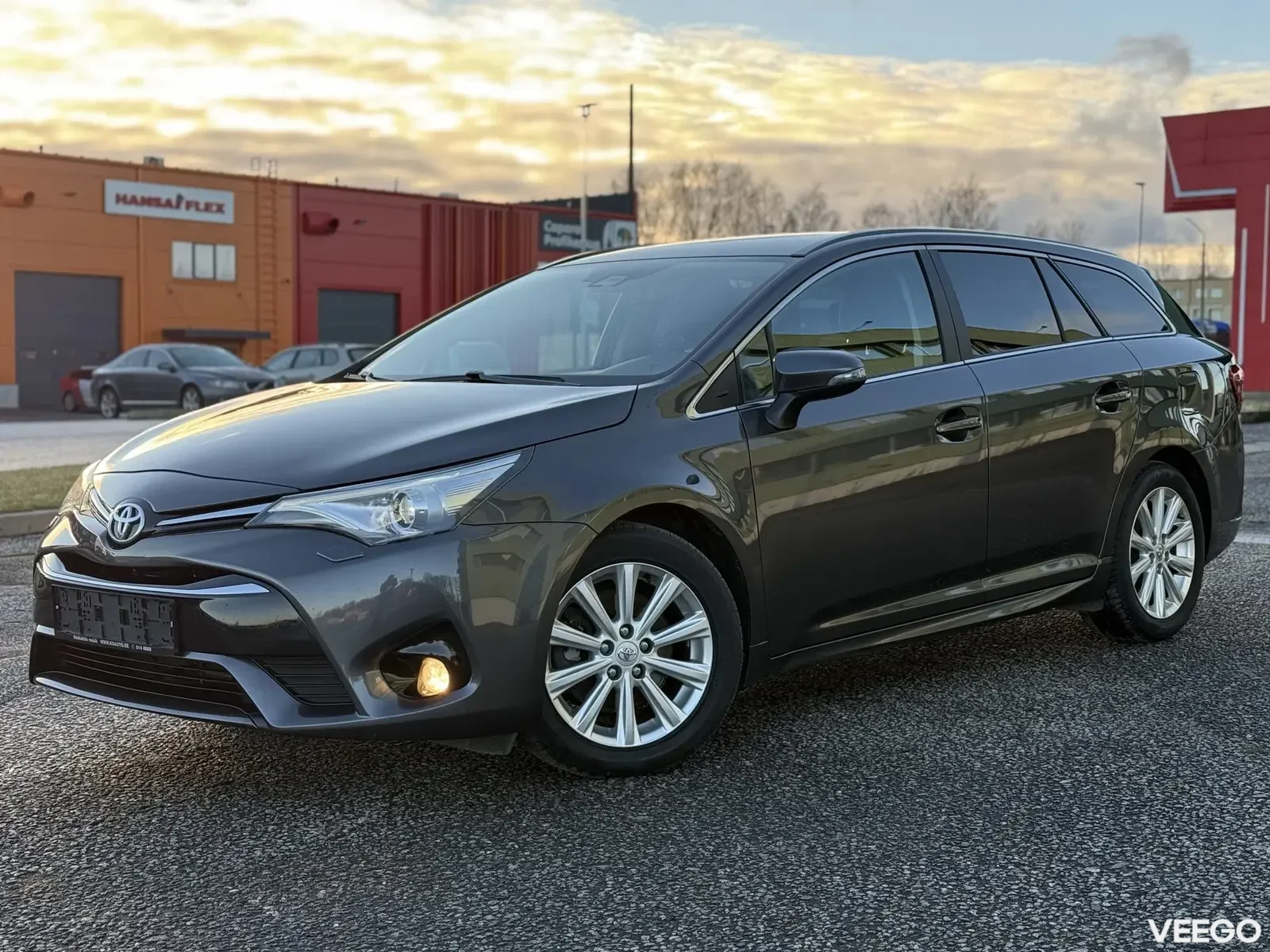 Toyota Avensis Touring Sports Facelift 2 105kW