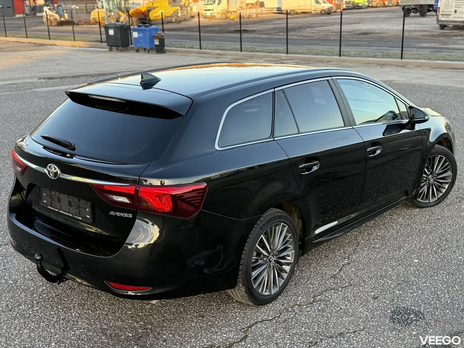 Toyota Avensis Touring Sports Facelift 2 105kW