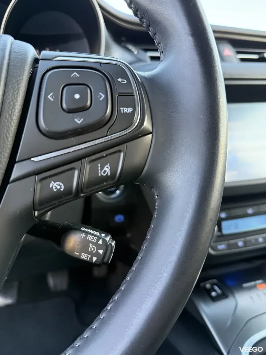 Toyota Avensis Touring Sports Facelift 2 105kW