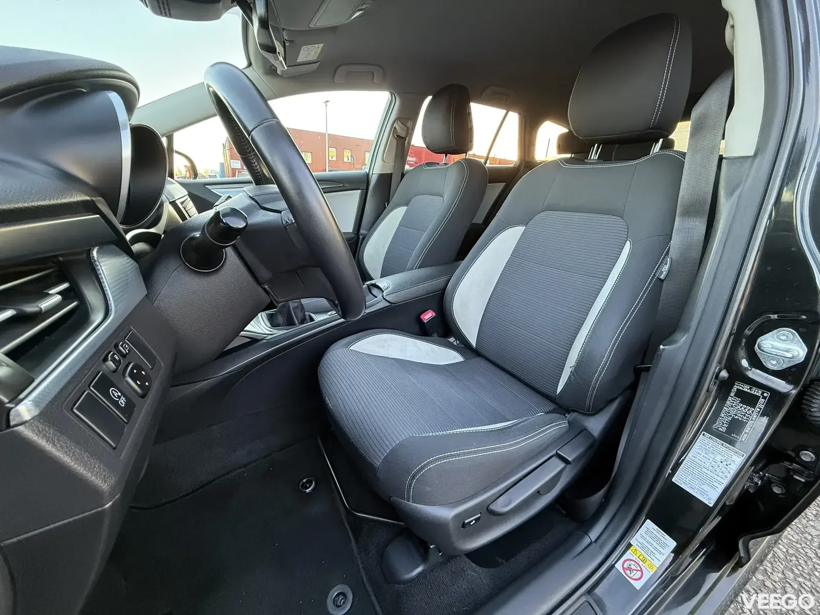 Toyota Avensis Touring Sports Facelift 2 105kW