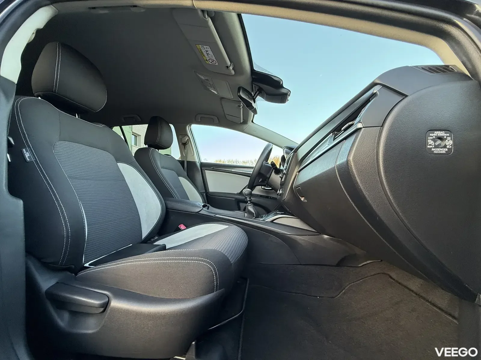 Toyota Avensis Touring Sports Facelift 2 105kW