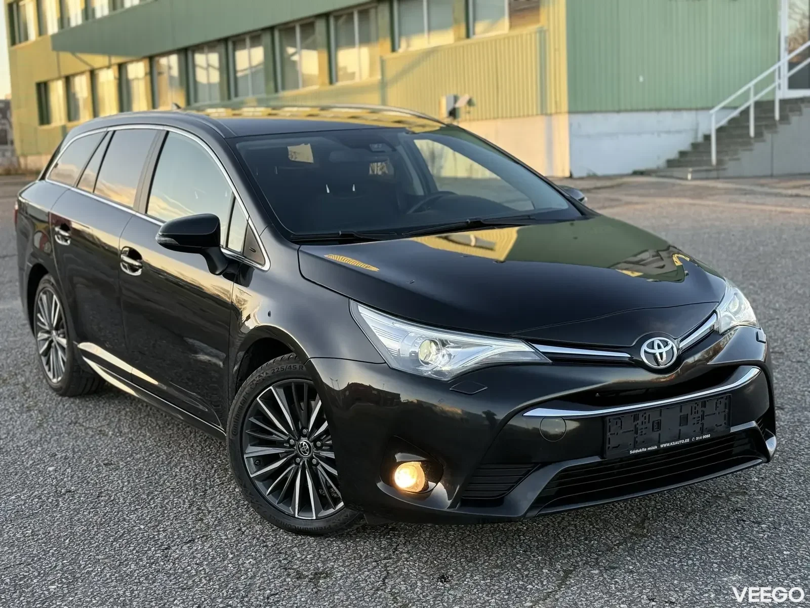 Toyota Avensis Touring Sports Facelift 2 105kW