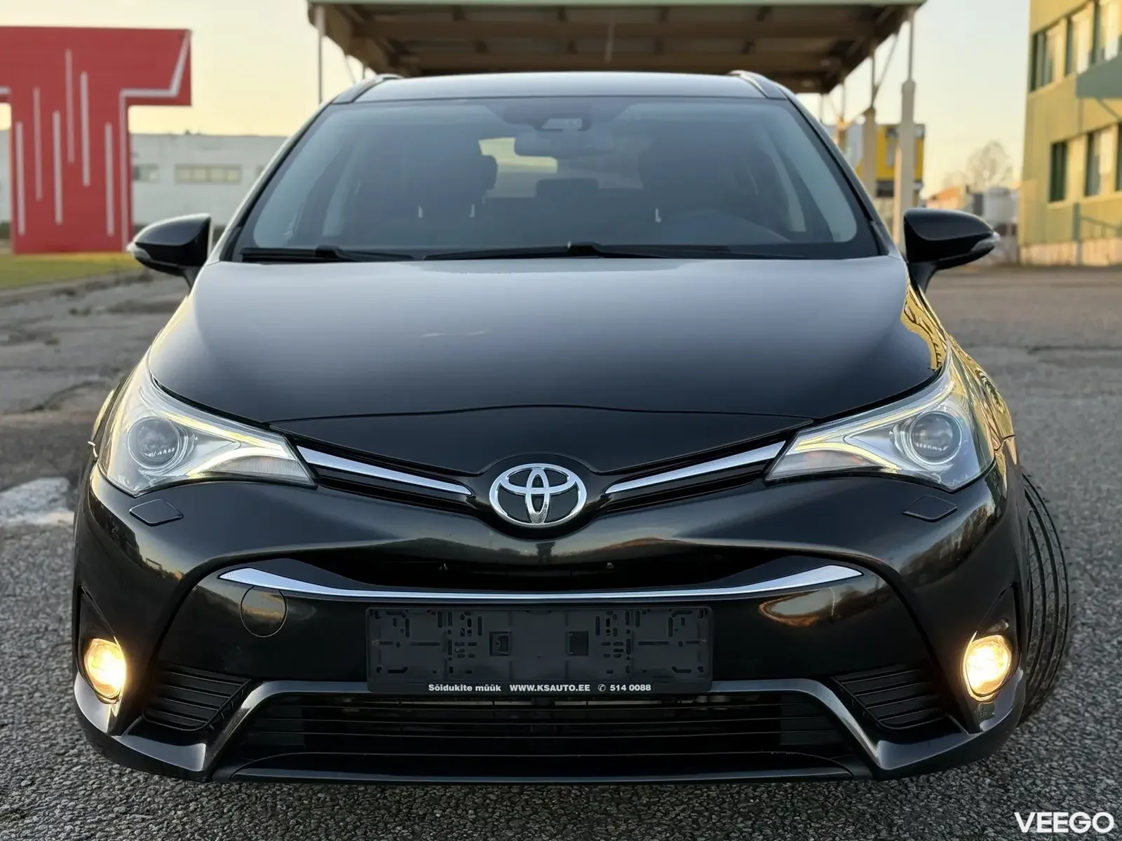 Toyota Avensis Touring Sports Facelift 2 105kW