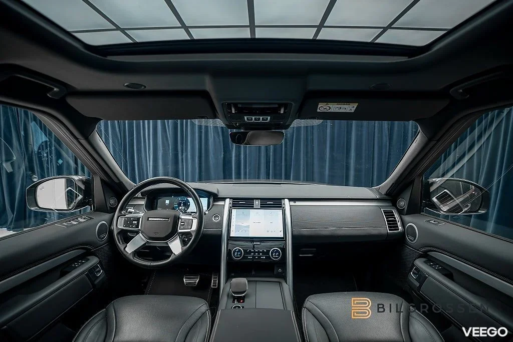 Land Rover Discovery D250 MHEV R-Dynamic 249hk Panorama 360 183kW