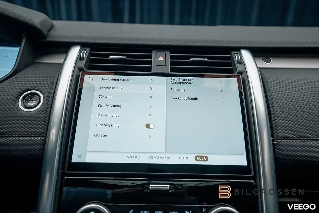 Land Rover Discovery D250 MHEV R-Dynamic 249hk Panorama 360 183kW