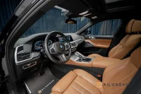 BMW X6 M50i 530hk Ultimate Edt Panorama H/K 360 Hud DAP MOMS 390kW thumbnail