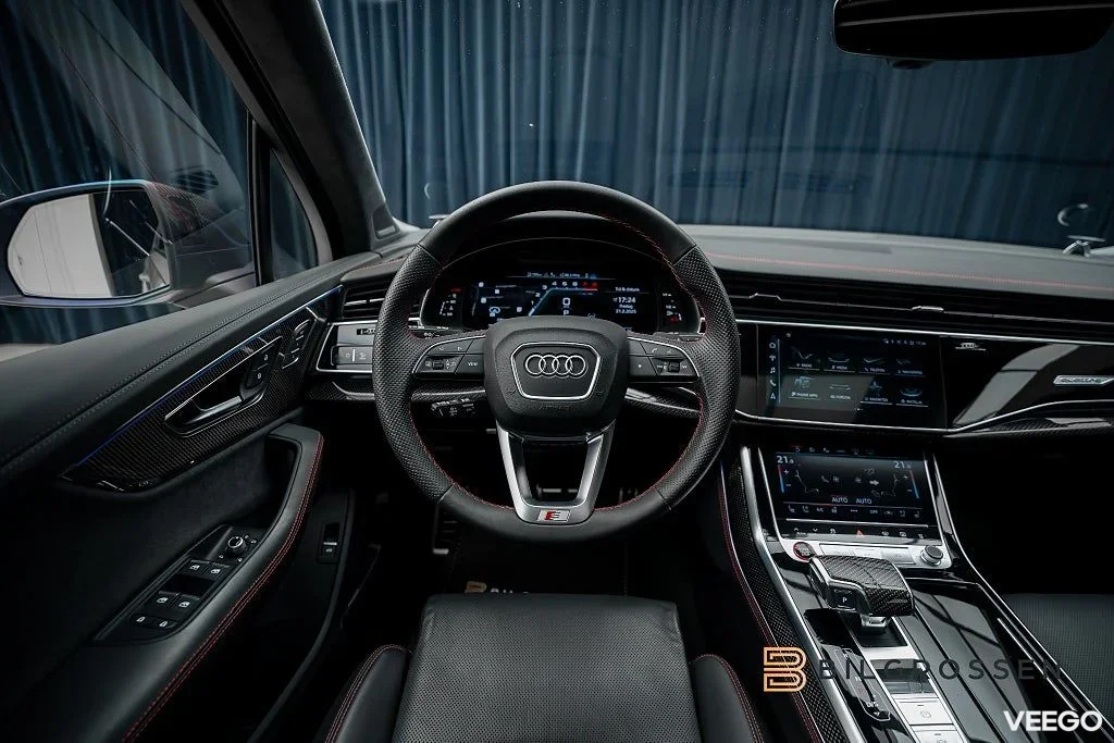 Audi SQ7 TFSI quattro 7-Sits Competition Plus Kolfiber MOMS 373kW