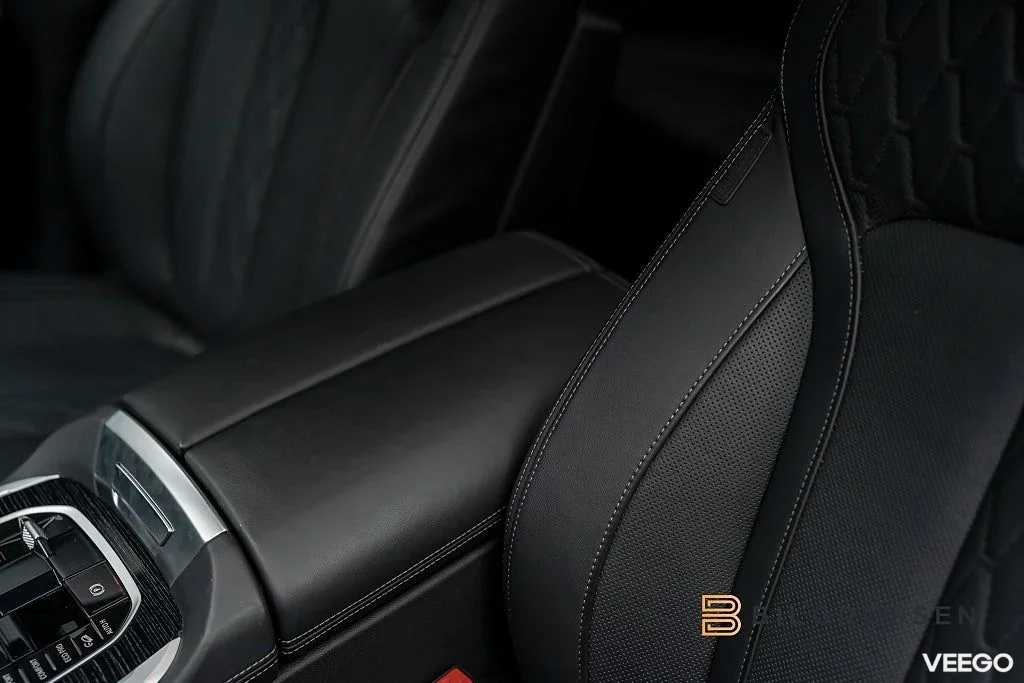 BMW X7 M60i xDrive M Sport Pro Exklusiv 3.99% Sky Lounge B&W MOMS 390kW