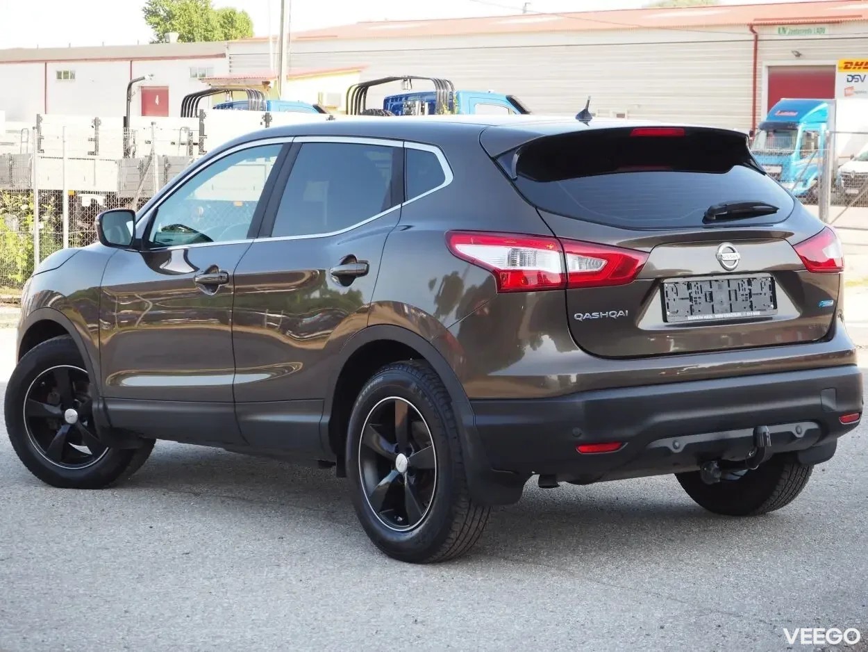 Nissan Qashqai Tekna EU5 1.5 81kW