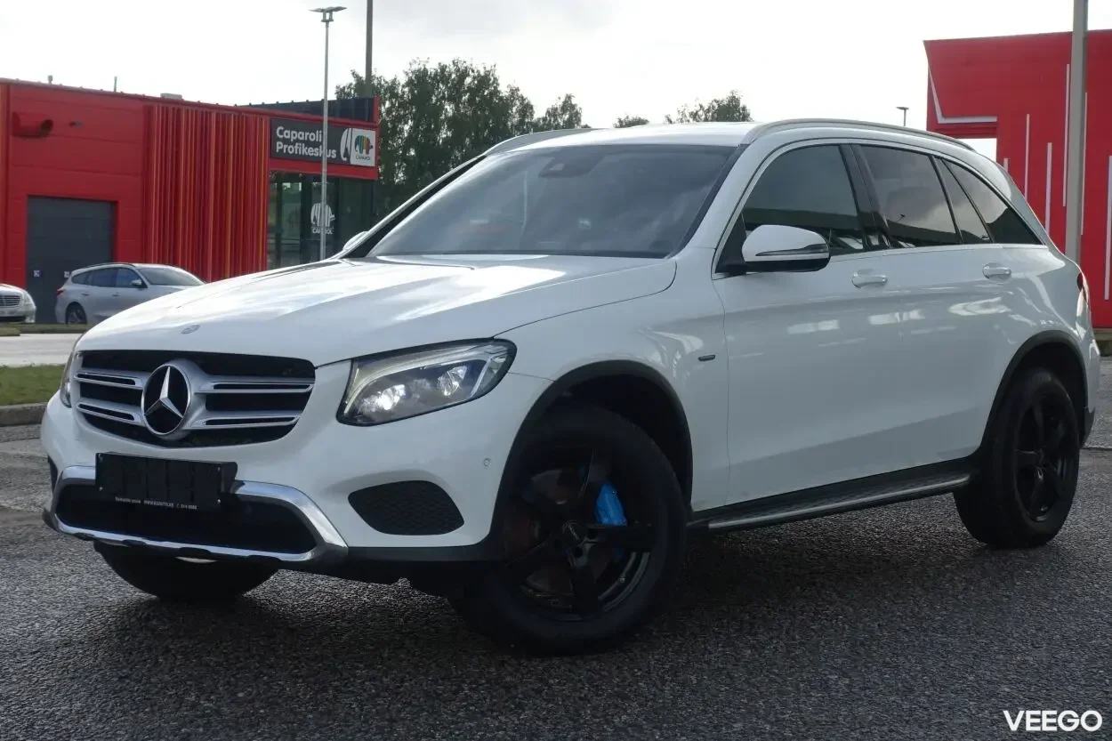 Mercedes-Benz GLC350 e 4-Matic AMG Sportpakett EU6