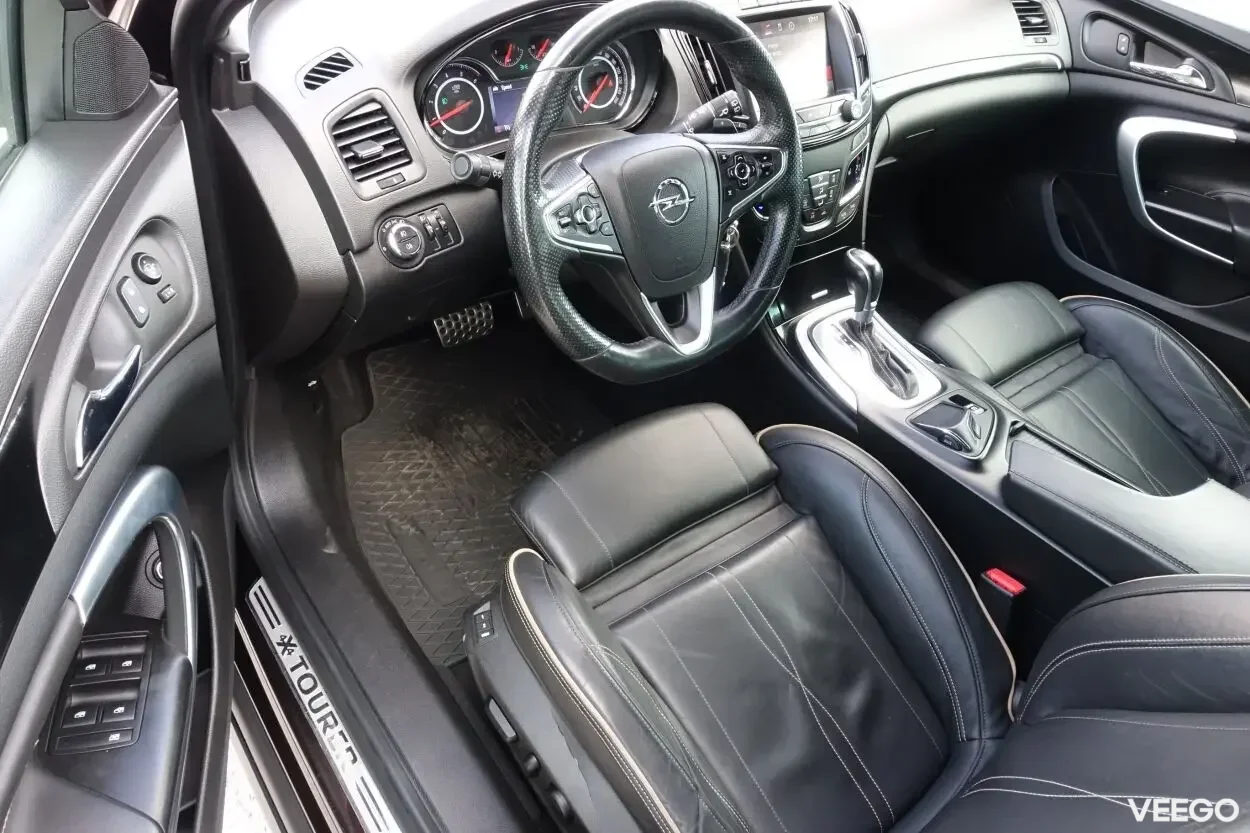 Opel Insignia Country Tourer 4x4 Individual EU5 2 120kW