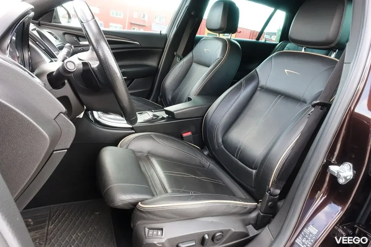 Opel Insignia Country Tourer 4x4 Individual EU5 2 120kW