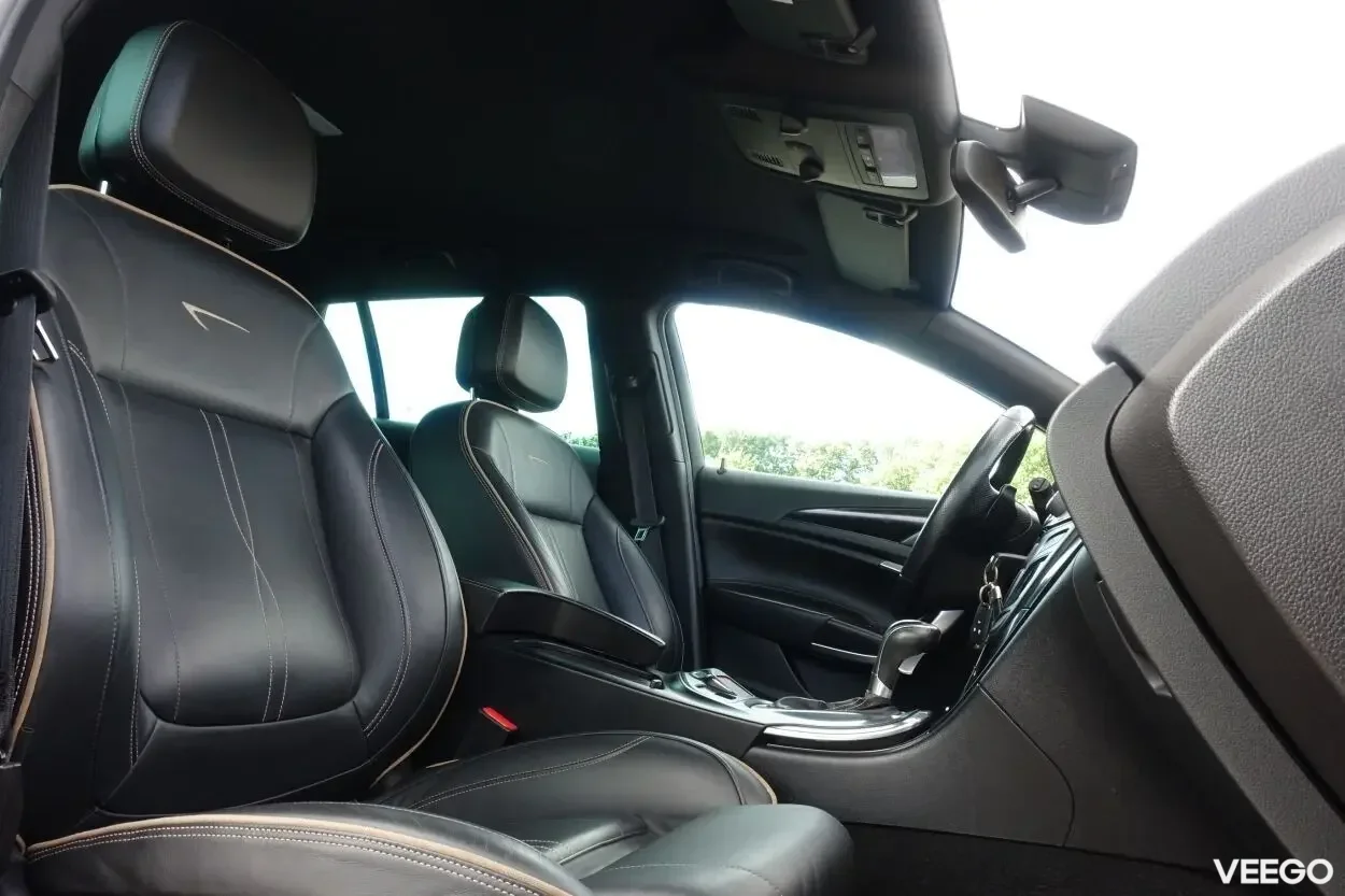 Opel Insignia Country Tourer 4x4 Individual EU5 2 120kW