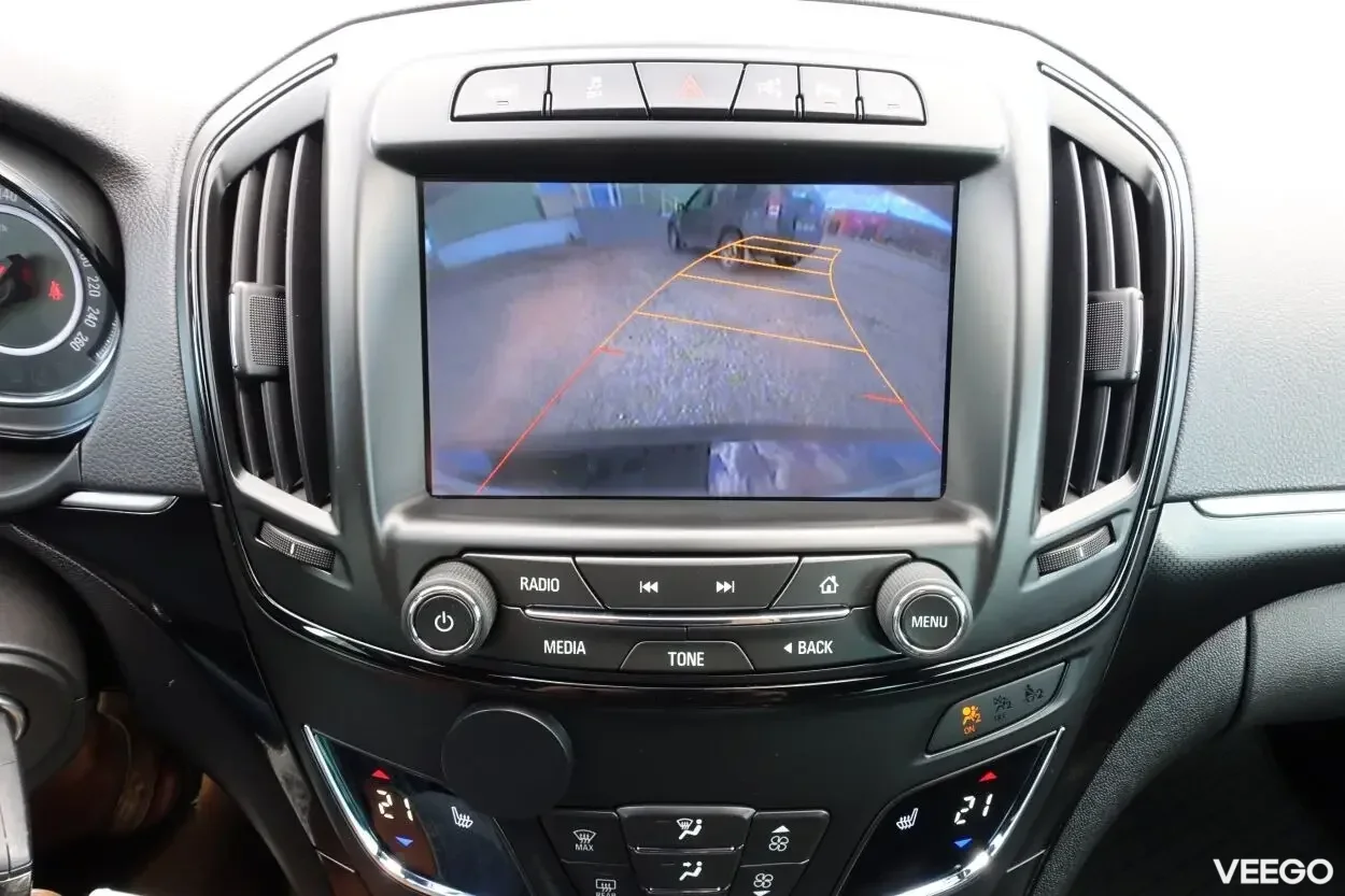 Opel Insignia Country Tourer 4x4 Individual EU5 2 120kW