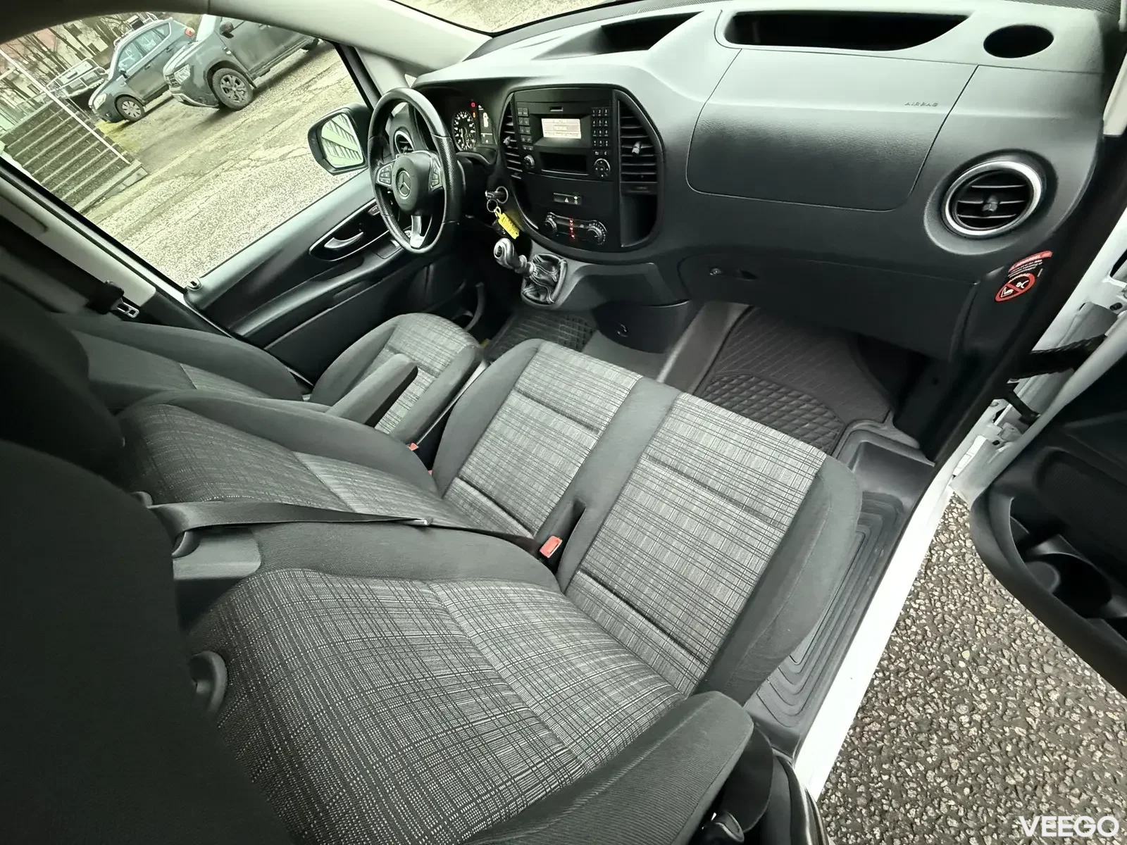 Mercedes-Benz Vito 110 Long L2H1 1.8 75kW