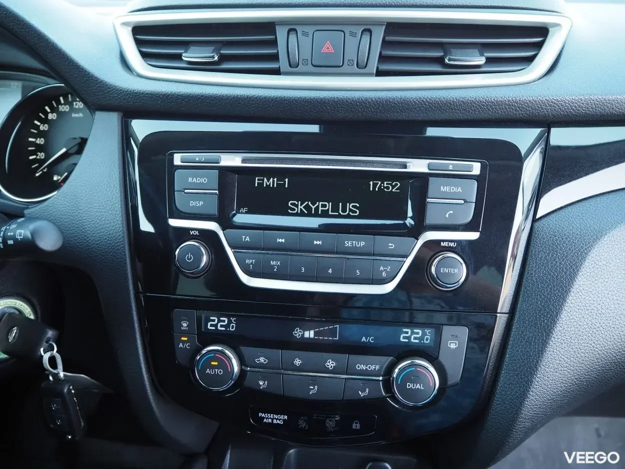 Nissan Qashqai Tekna EU5 1.5 81kW