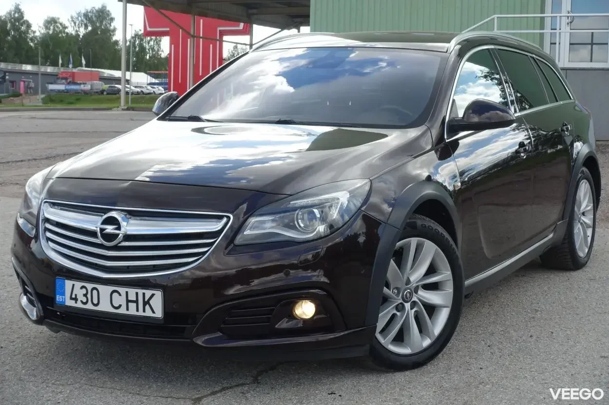 Opel Insignia Country Tourer 4x4 Individual EU5 2 120kW