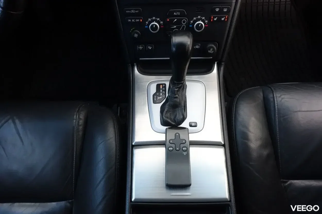 Volvo XC90 Momentum AWD Facelift EU5 2.4 147kW