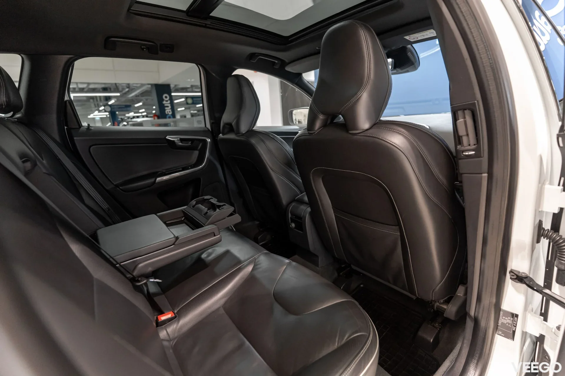 Volvo XC60 R-Design D4 AWD 120kW