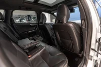 Volvo XC60 R-Design D4 AWD 120kW thumbnail